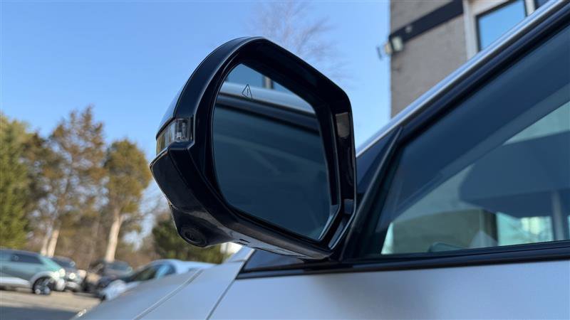 Used 2024 Hyundai Ioniq 5 Limited image 38