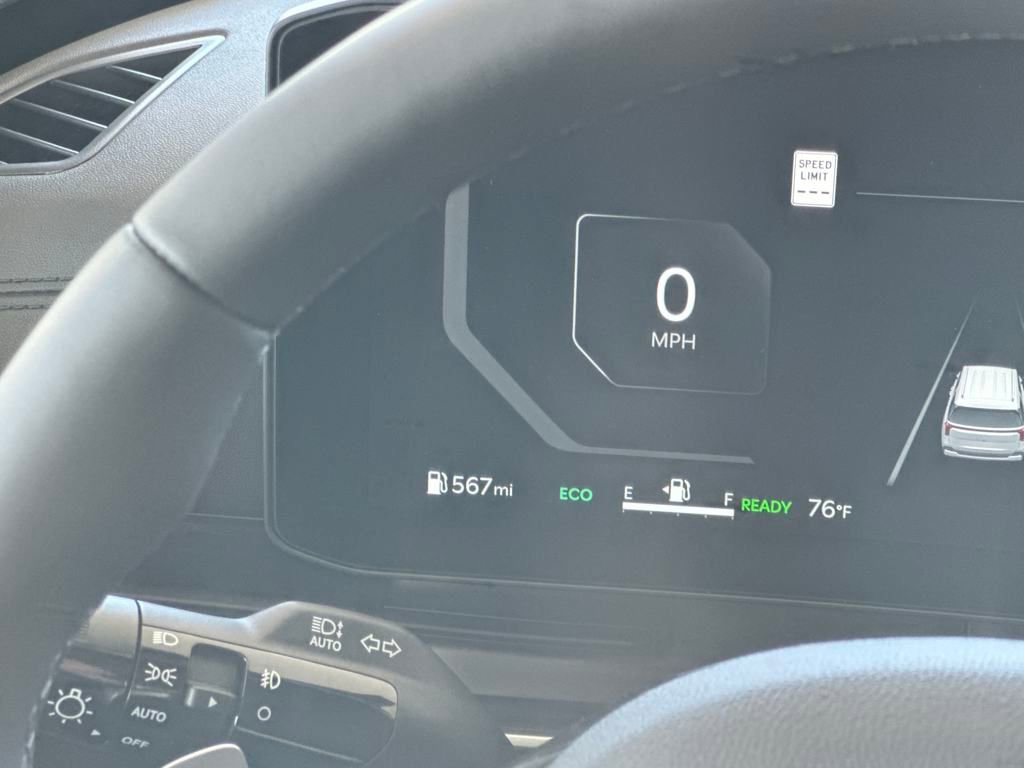 New 2025 Kia Carnival SX Prestige image 26