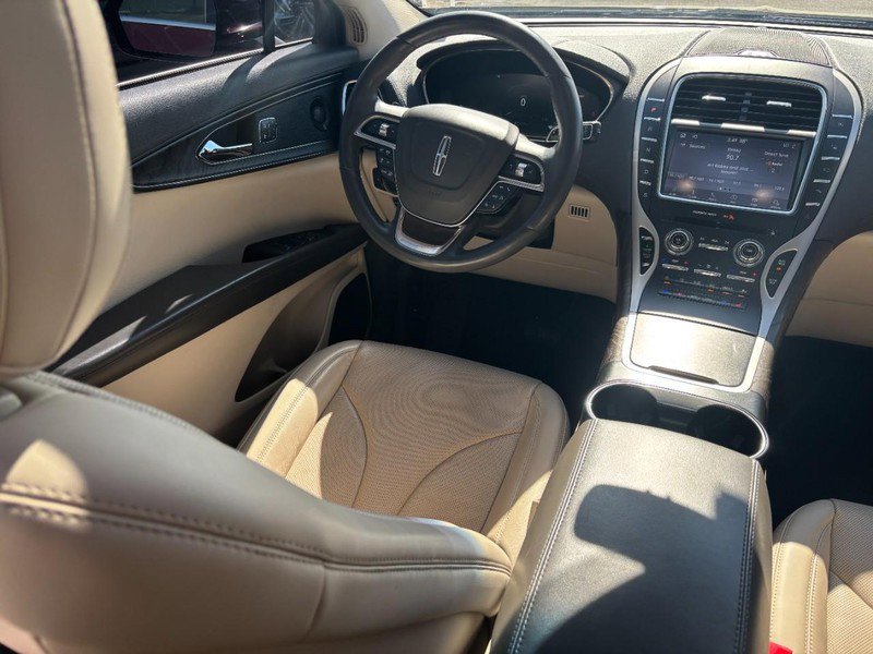 Certified 2020 Lincoln Nautilus Reserve image 11