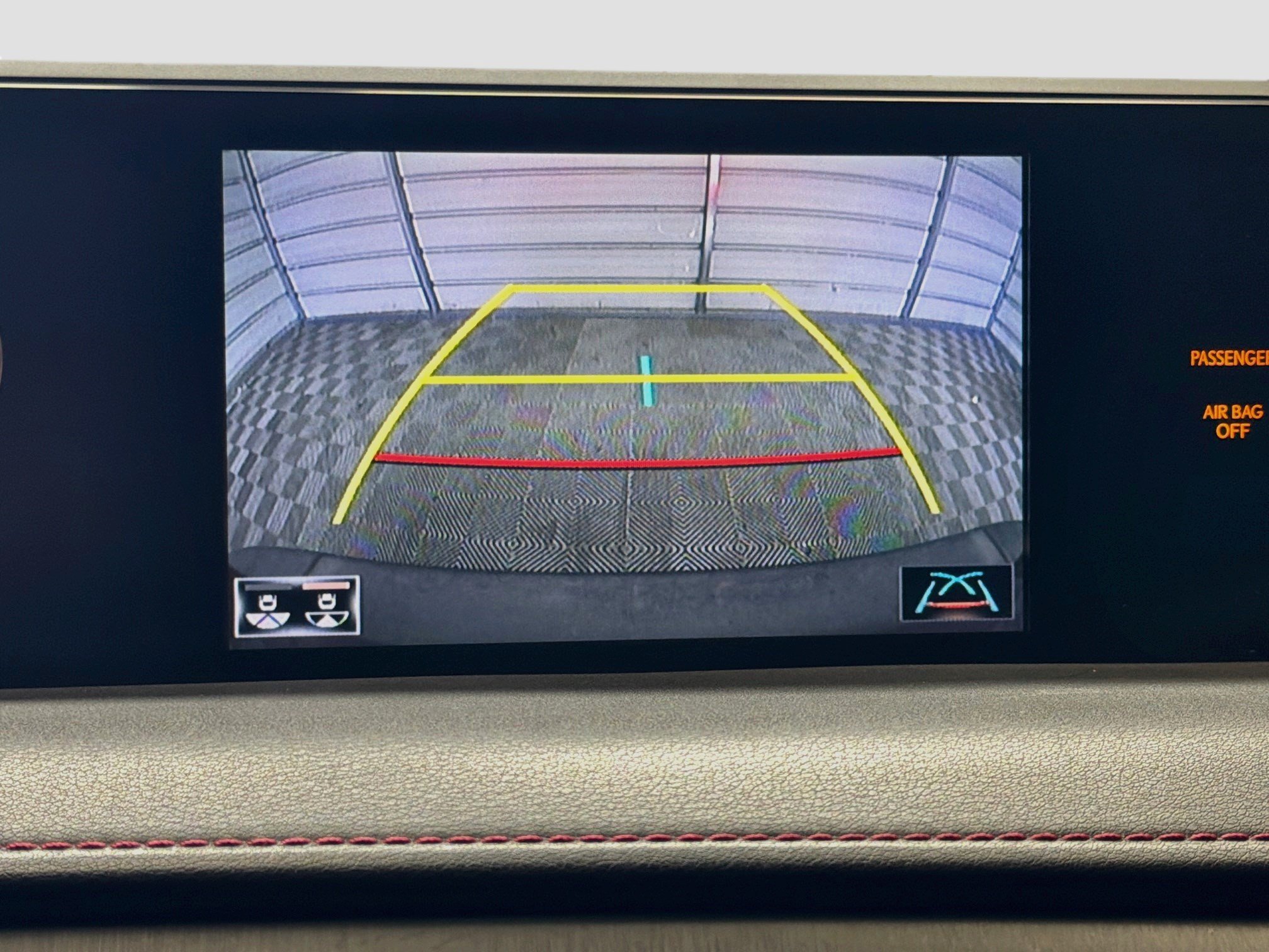 Used 2019 Lexus UX 250h F Sport AWD/4WD image 16