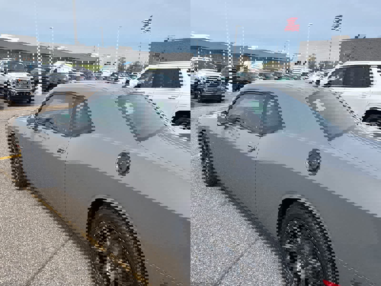 Used 2018 Dodge Challenger R/T RWD image 22