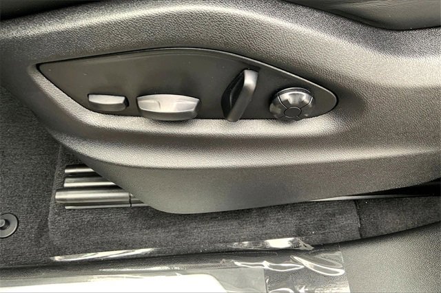 New 2026 Porsche Cayenne Coupe image 31