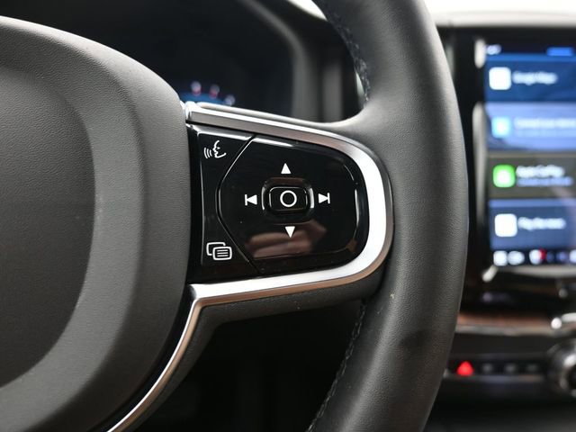 Used 2023 Volvo XC60 B6 Ultimate w/ Climate Package image 25