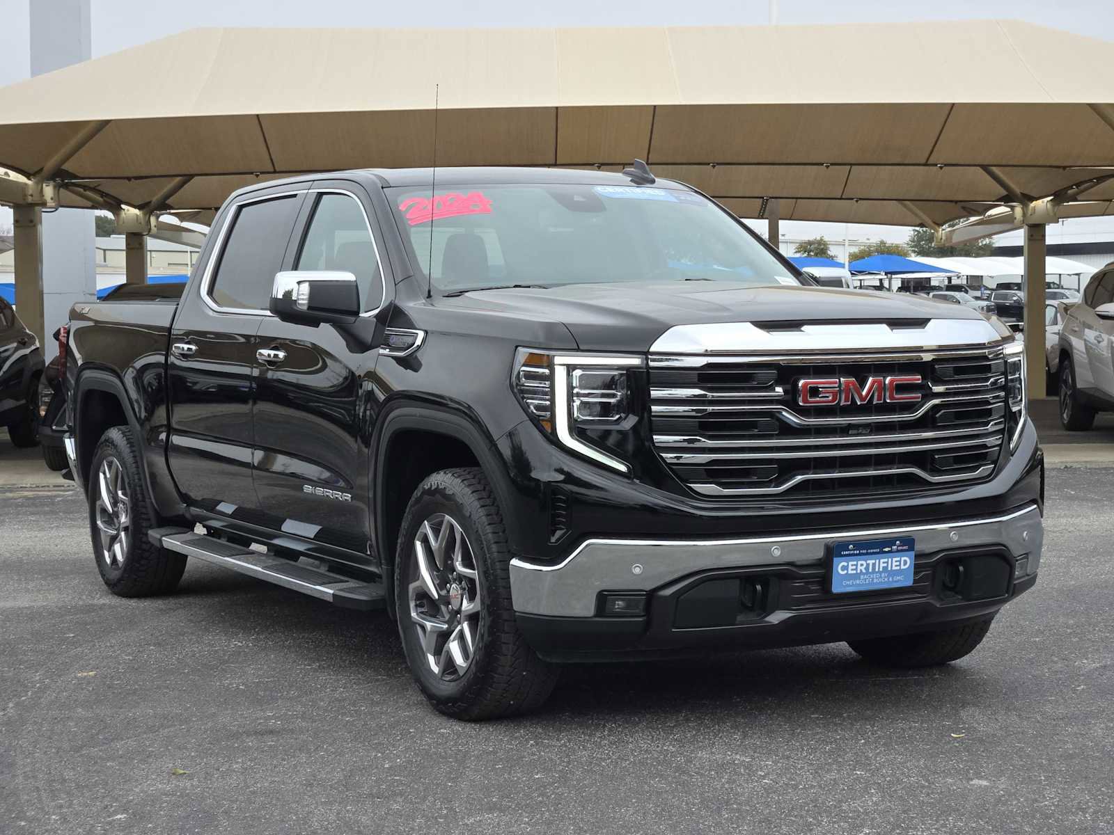 Certified 2024 GMC Sierra 1500 SLT image 2