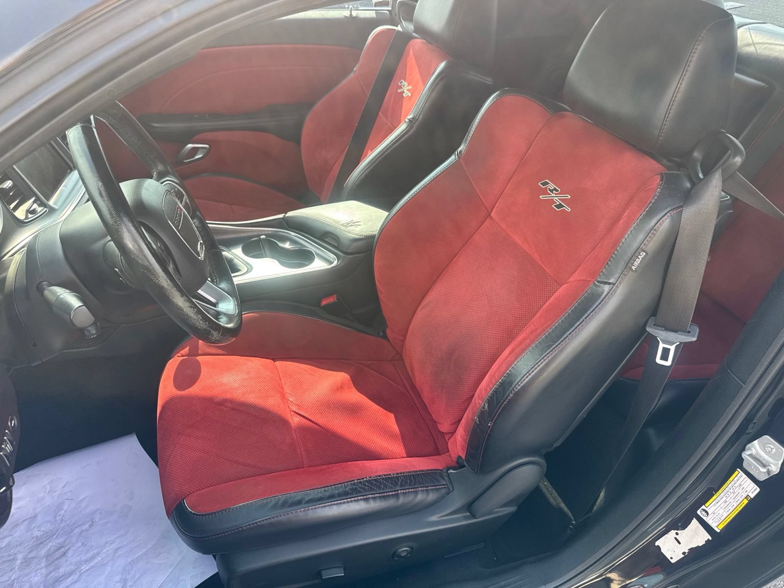 Used 2015 Dodge Challenger R/T Scat Pack w/ Leather Interior Group RWD image 17