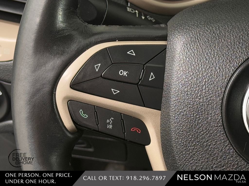 Used 2016 Jeep Cherokee Limited image 23