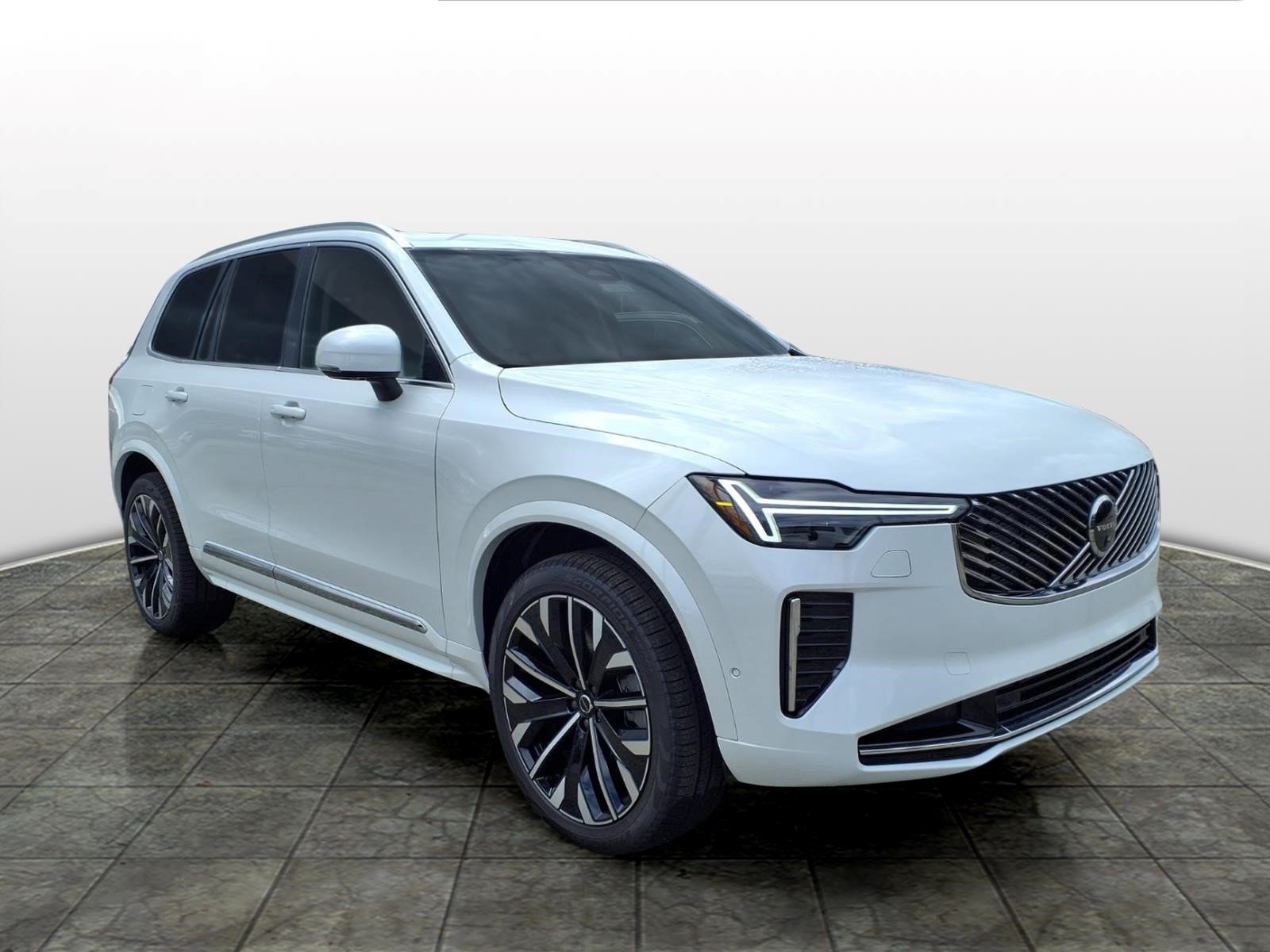 New 2026 Volvo XC90 T8 Ultra