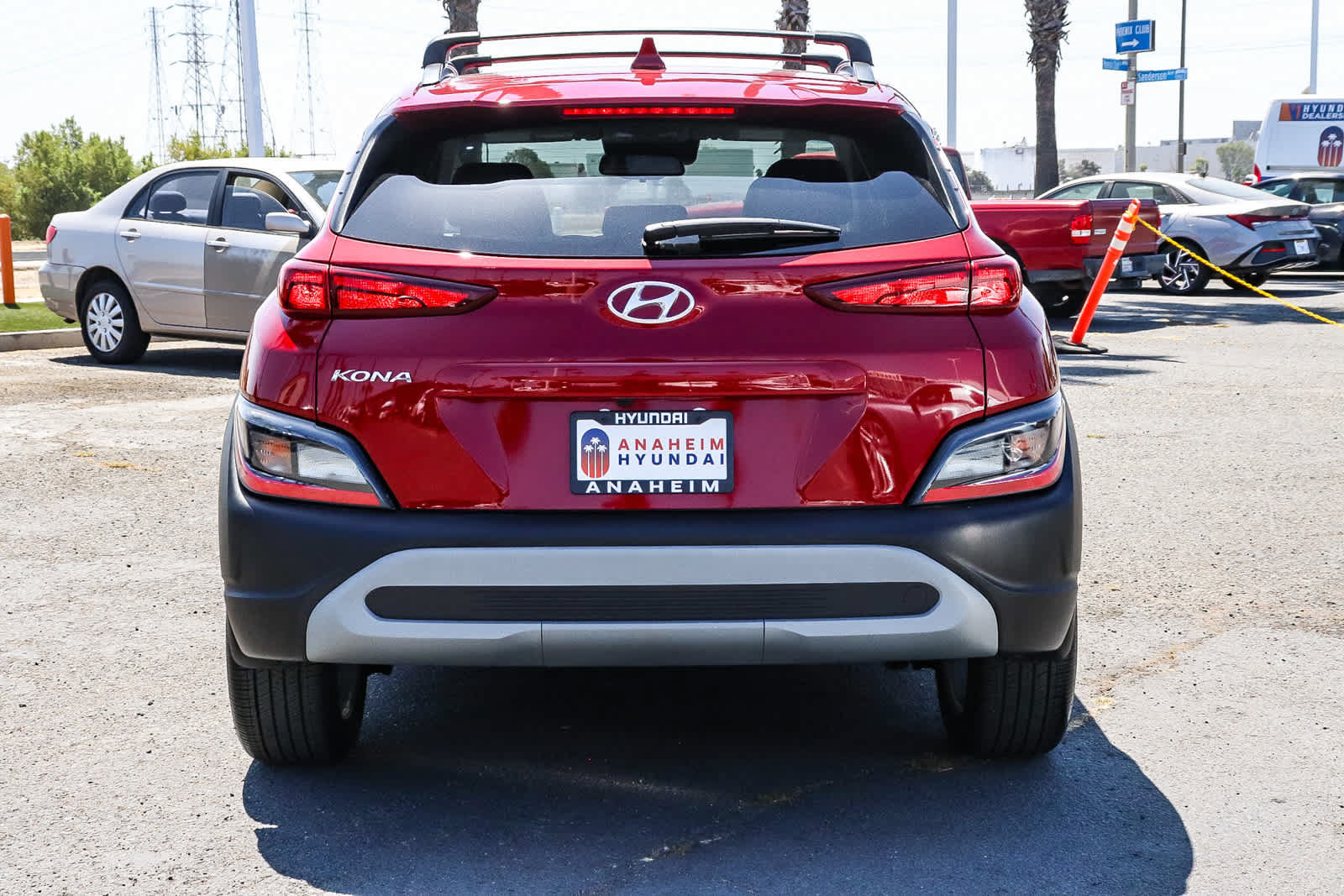 Used 2023 Hyundai Kona SEL w/ Cargo Package FWD image 8