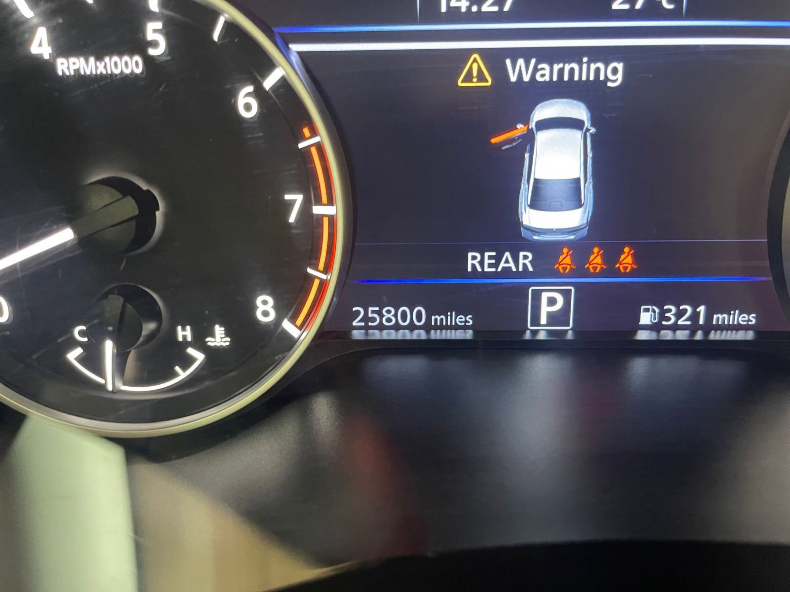 Used 2025 Nissan Altima 2.5 SV FWD image 41