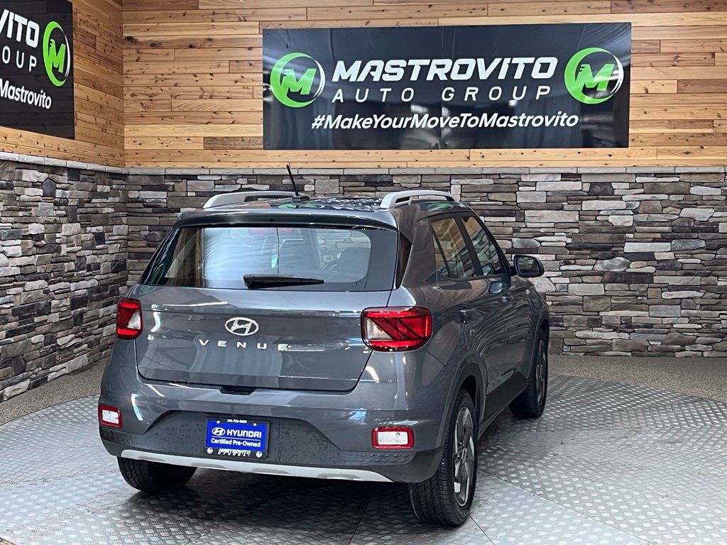 Certified 2023 Hyundai Venue SEL FWD image 15