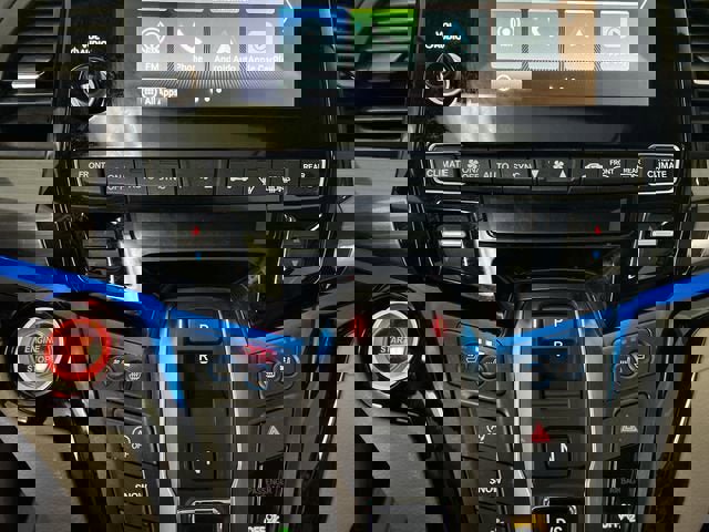 Used 2023 Honda Odyssey Elite image 18