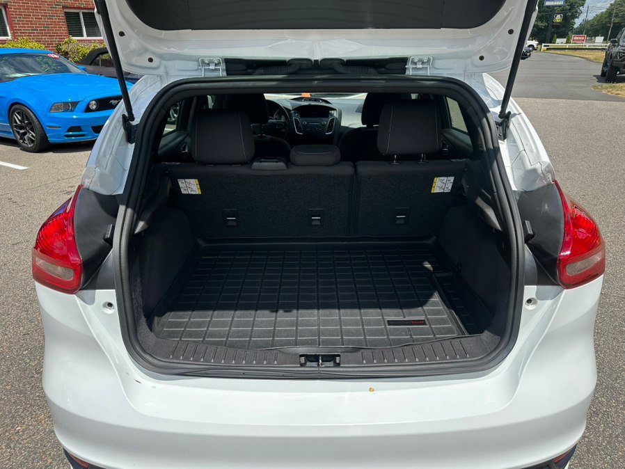 Used 2018 Ford Focus ST FWD image 23