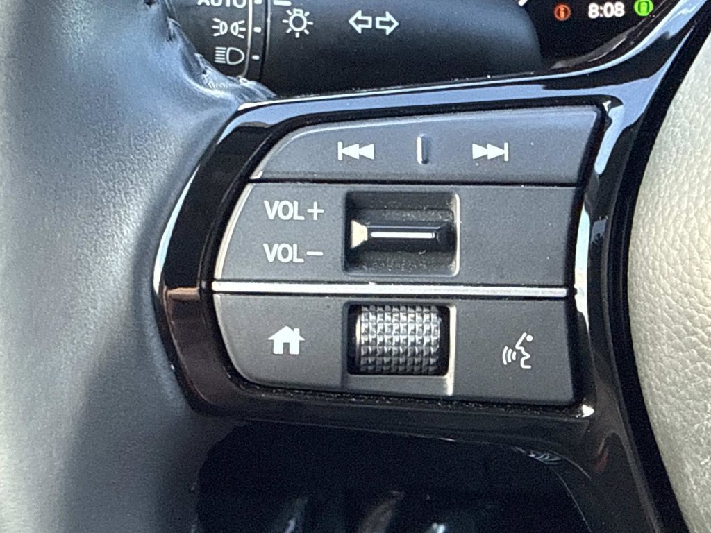 Used 2025 Honda CR-V EX-L image 22