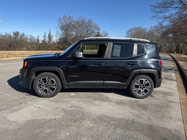 Used 2015 Jeep Renegade Limited image 4