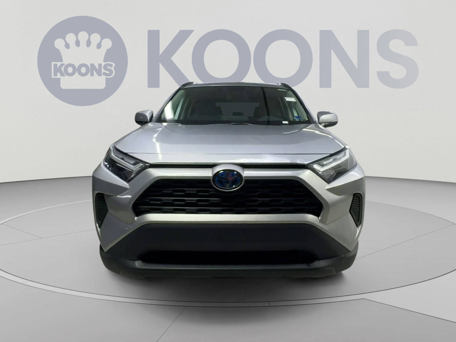 Used 2024 Toyota RAV4 LE AWD/4WD image 4