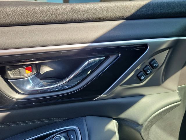Used 2024 Subaru Outback Touring XT image 21