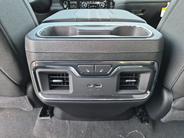 New 2026 Chevrolet Silverado 1500 High Country w/ High Country Premium Package AWD/4WD image 24