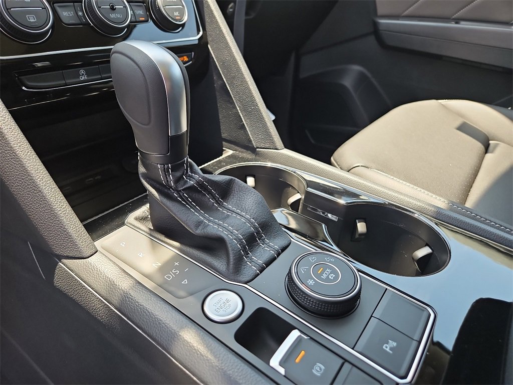 Used 2023 Volkswagen Atlas SEL image 25