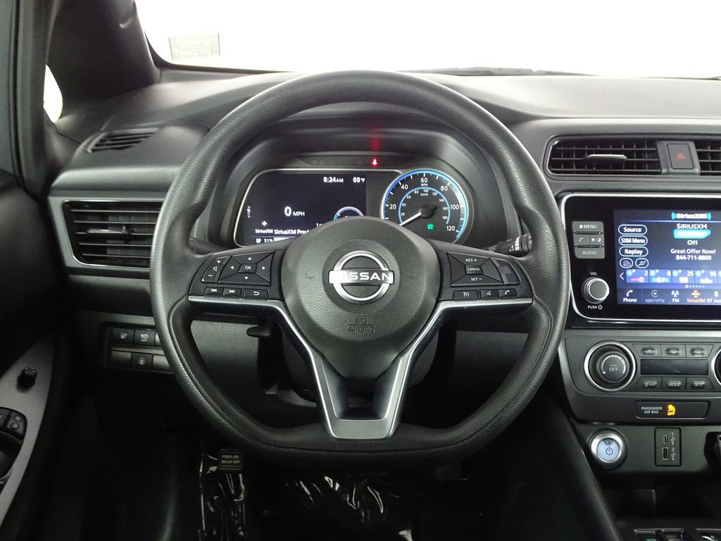 Used 2023 Nissan Leaf S image 20