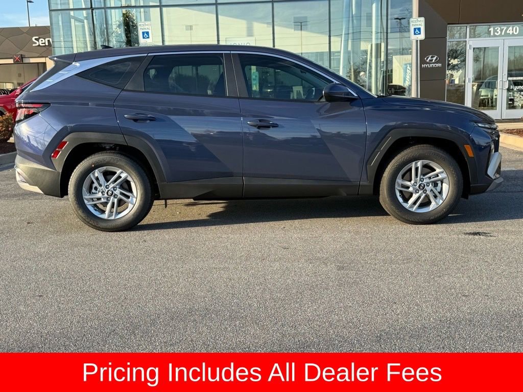 Used 2026 Hyundai Tucson SE FWD image 2