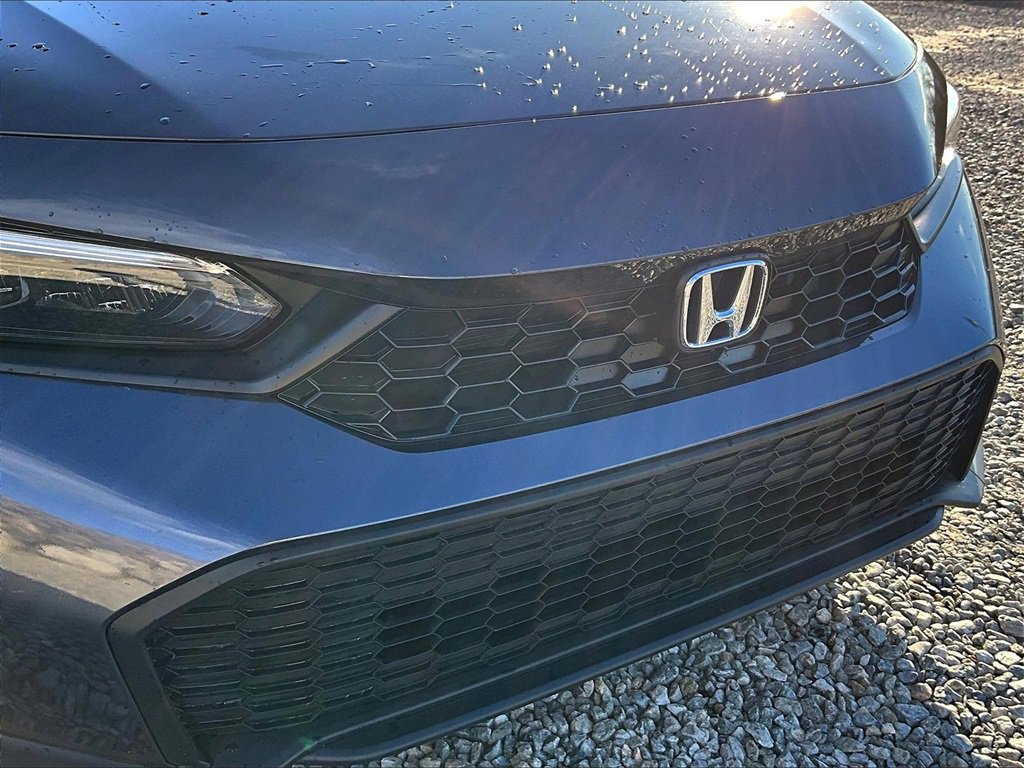 Used 2025 Honda Civic Sport image 25