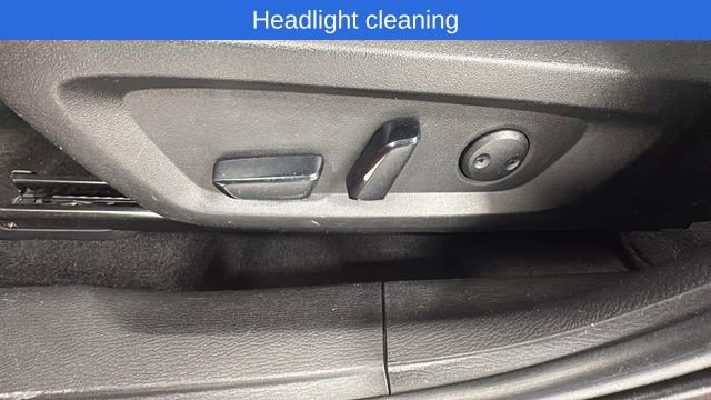 Used 2023 Mitsubishi Outlander SE image 11