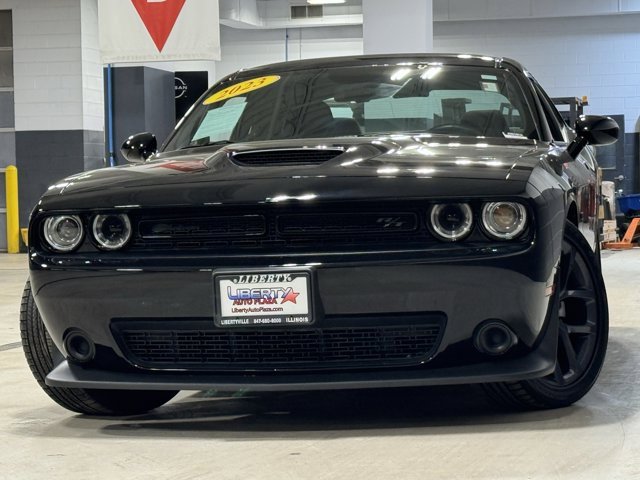 Used 2023 Dodge Challenger R/T w/ Blacktop Package image 39