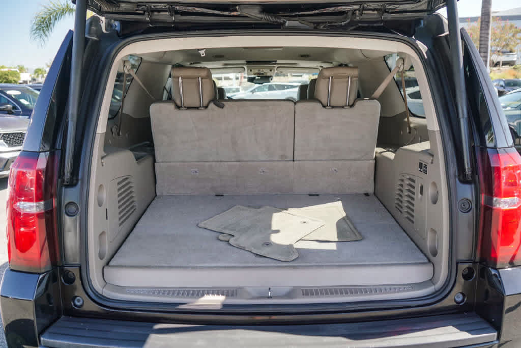 Used 2015 Chevrolet Suburban LT AWD/4WD image 25