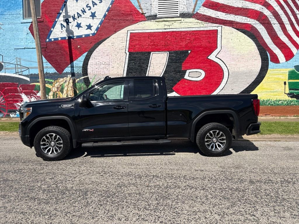Used 2019 GMC Sierra 1500 AT4 w/ AT4 Premium Package AWD/4WD image 3
