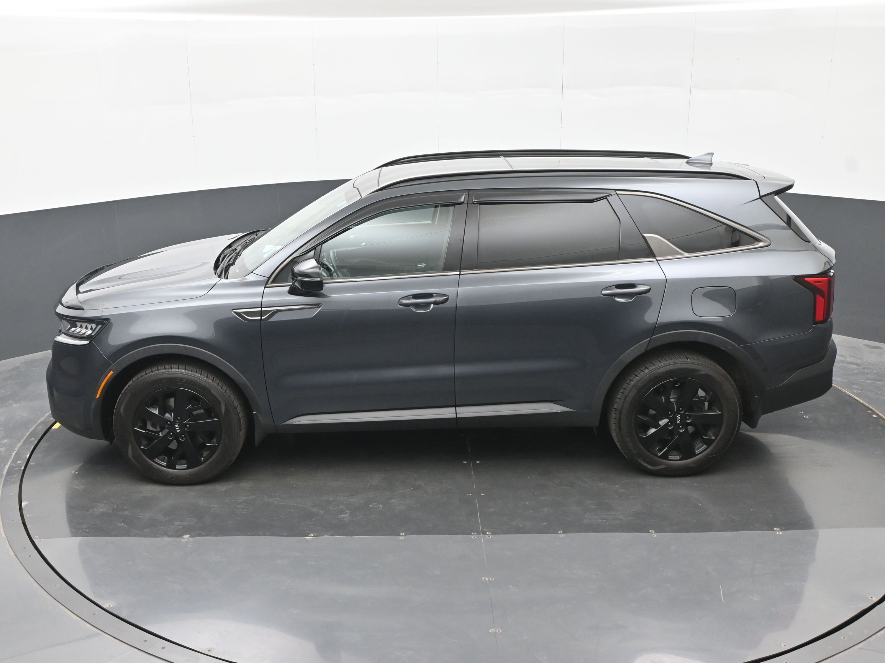 Used 2021 Kia Sorento S w/ Panoramic Sunroof Package AWD/4WD image 39