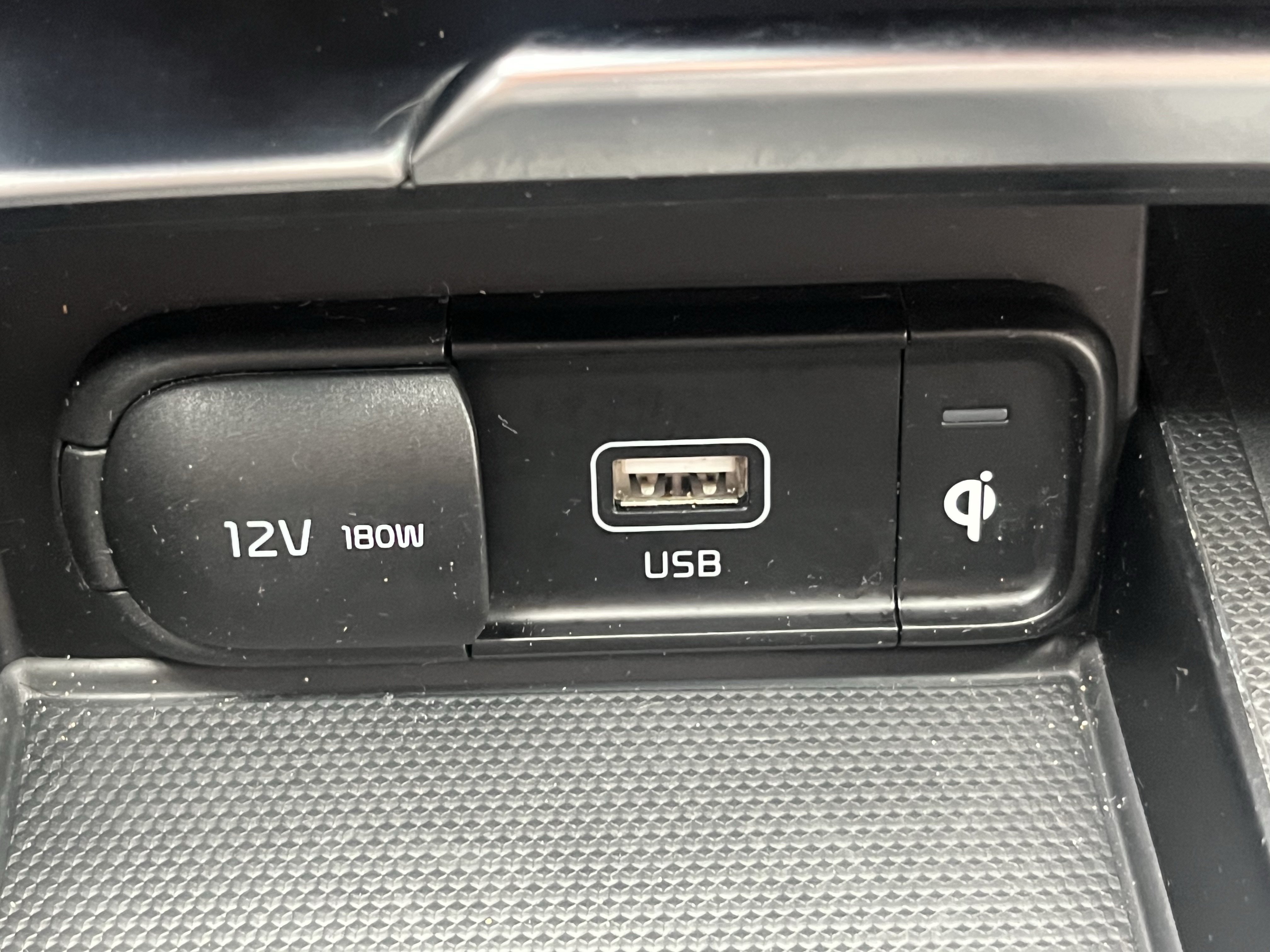Used 2022 Kia Stinger GT1 RWD image 22
