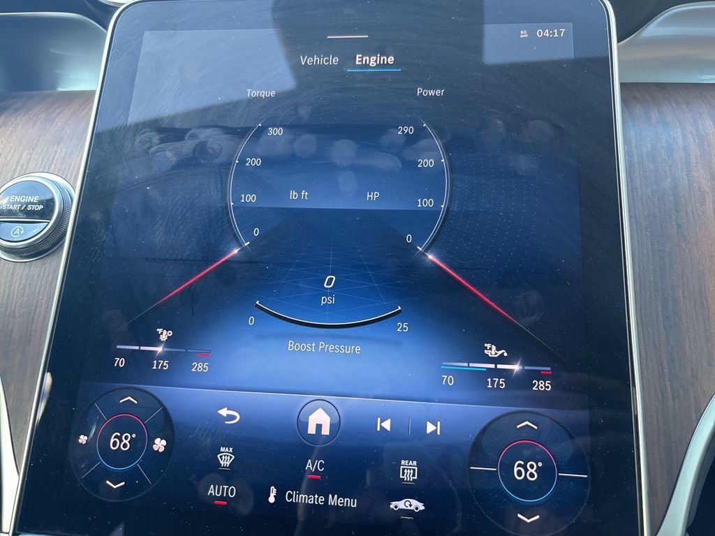 Used 2025 Mercedes-Benz GLC 300 image 27