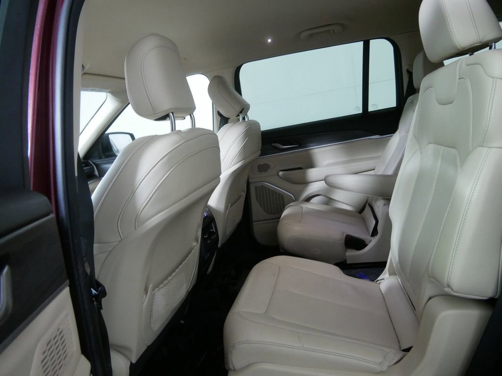 Used 2022 Jeep Grand Cherokee L Limited image 18