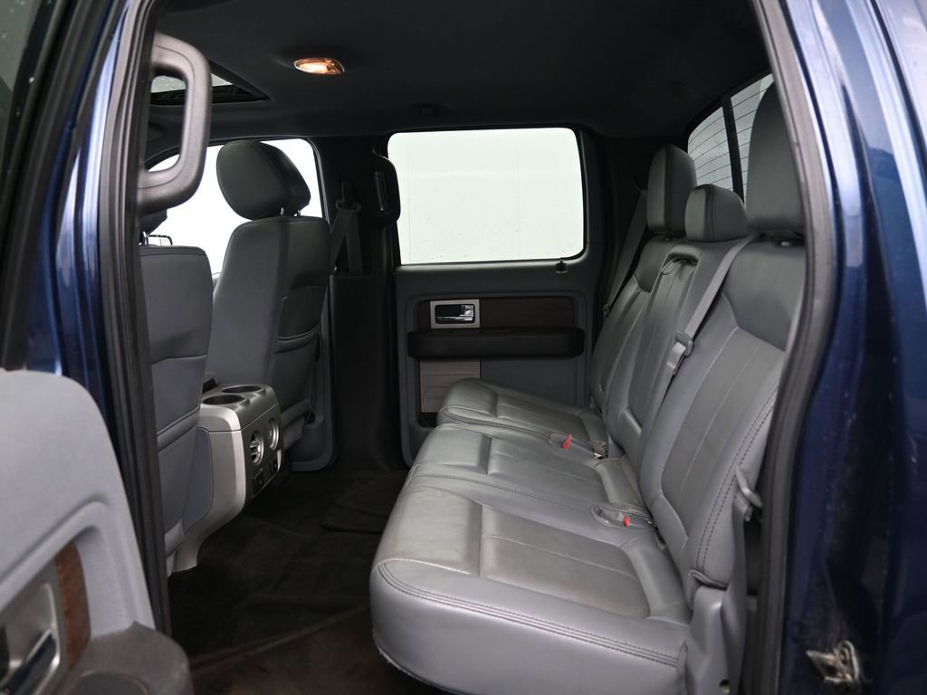 Used 2014 Ford F150 Lariat w/ Lariat Chrome Package image 26