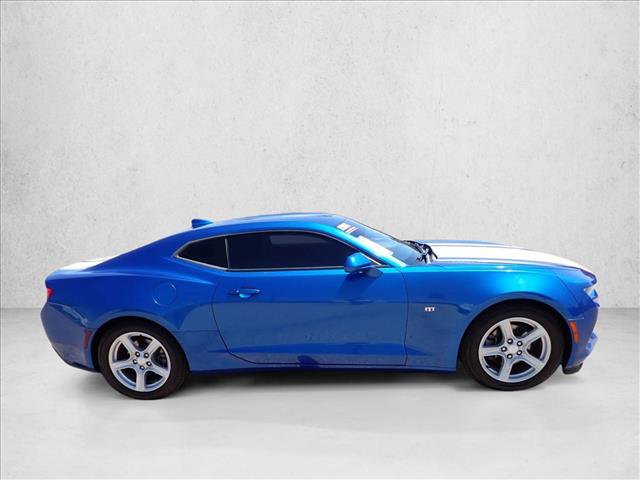 Used 2017 Chevrolet Camaro LT RWD image 5