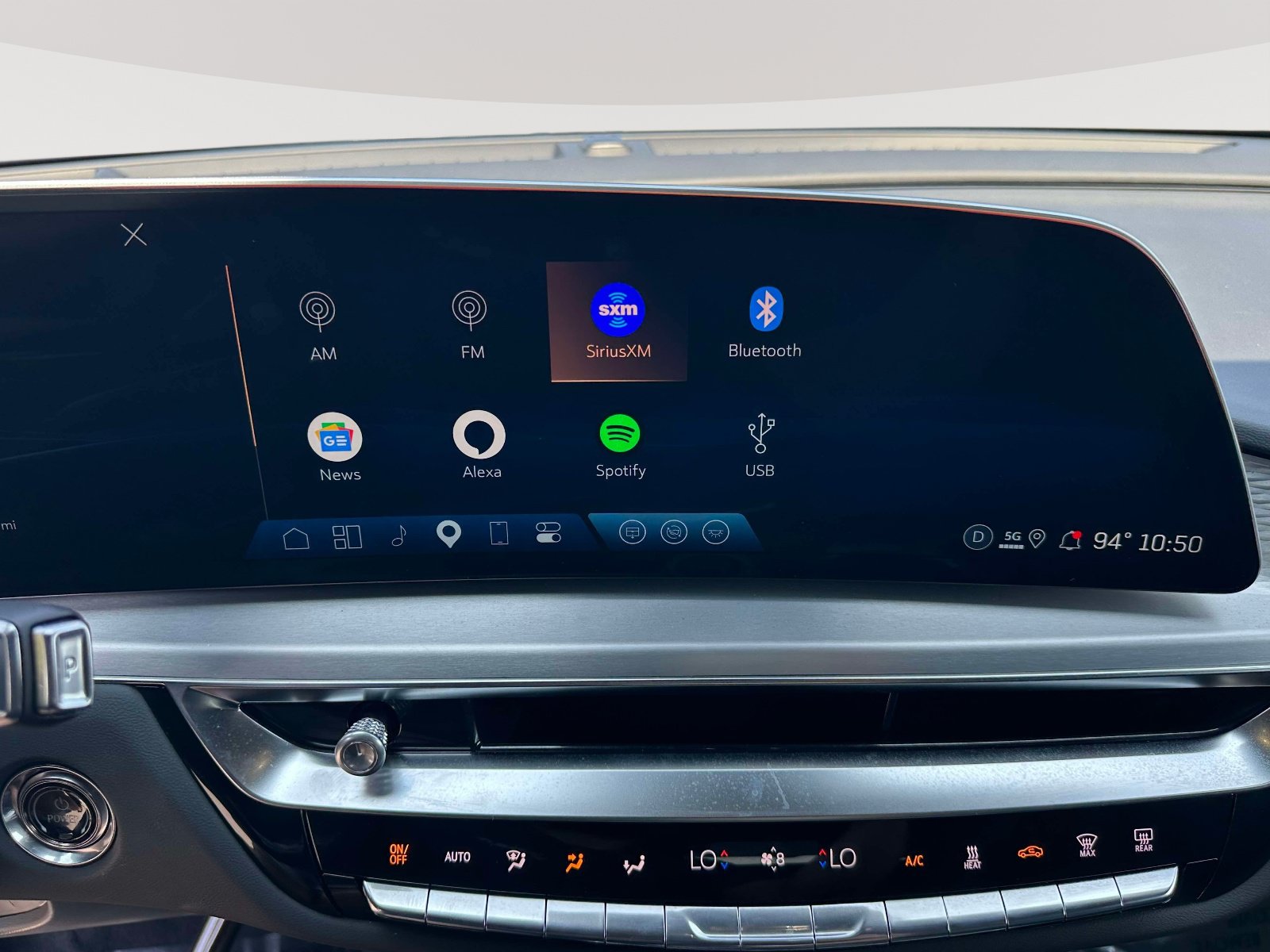 Certified 2025 Cadillac Lyriq Luxury RWD image 12