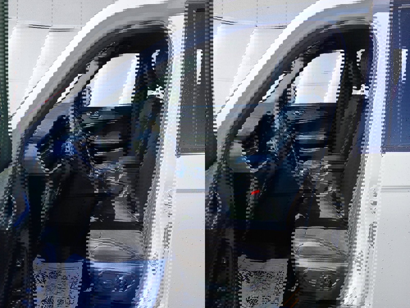 Certified 2025 Jeep Grand Cherokee Altitude AWD/4WD image 10