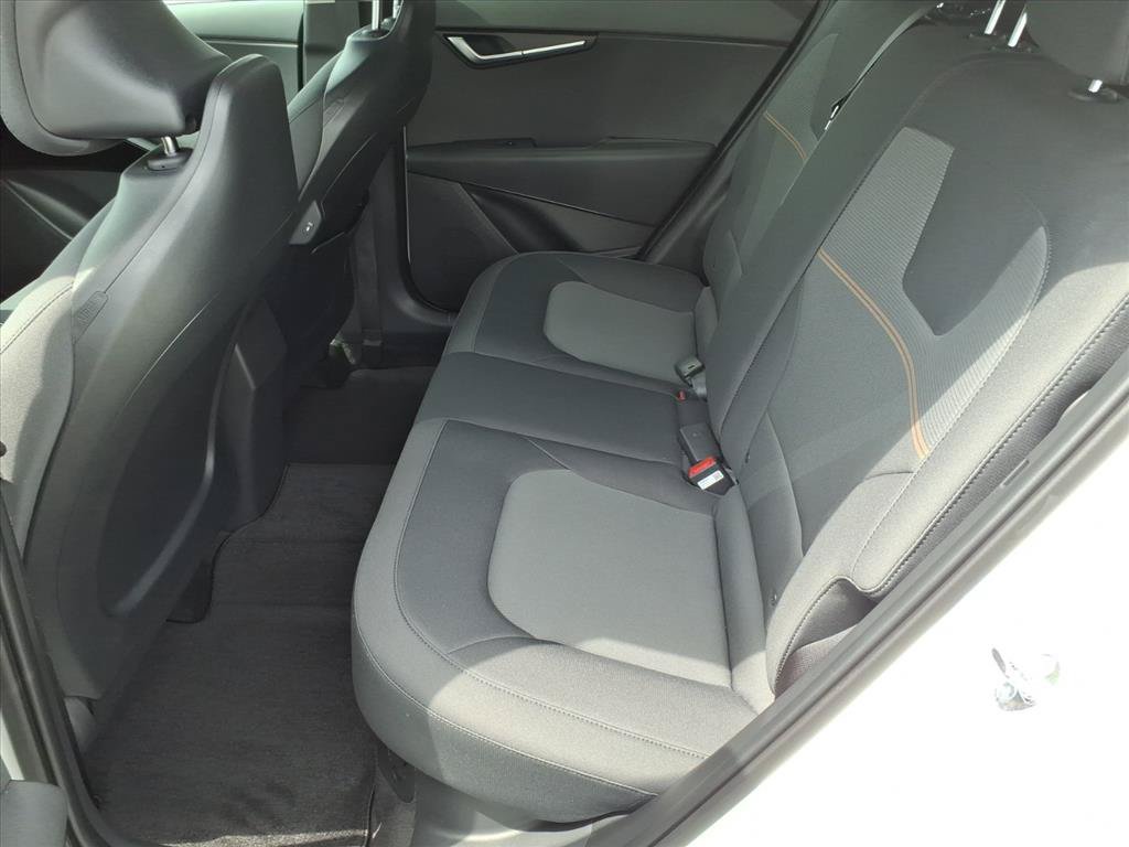 New 2026 Kia Niro LX FWD image 12