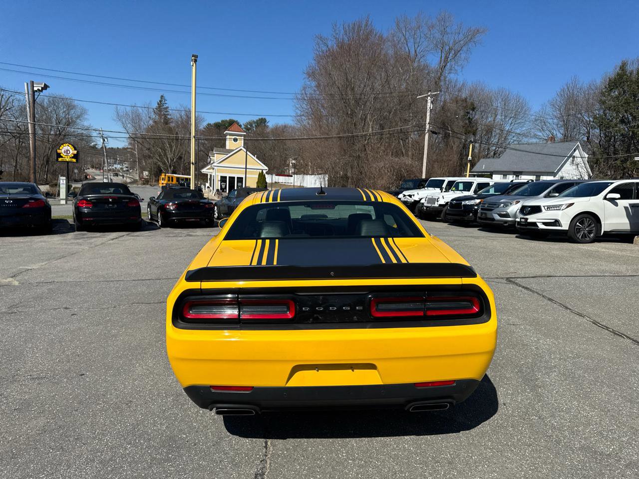 Used 2018 Dodge Challenger R/T Plus image 11