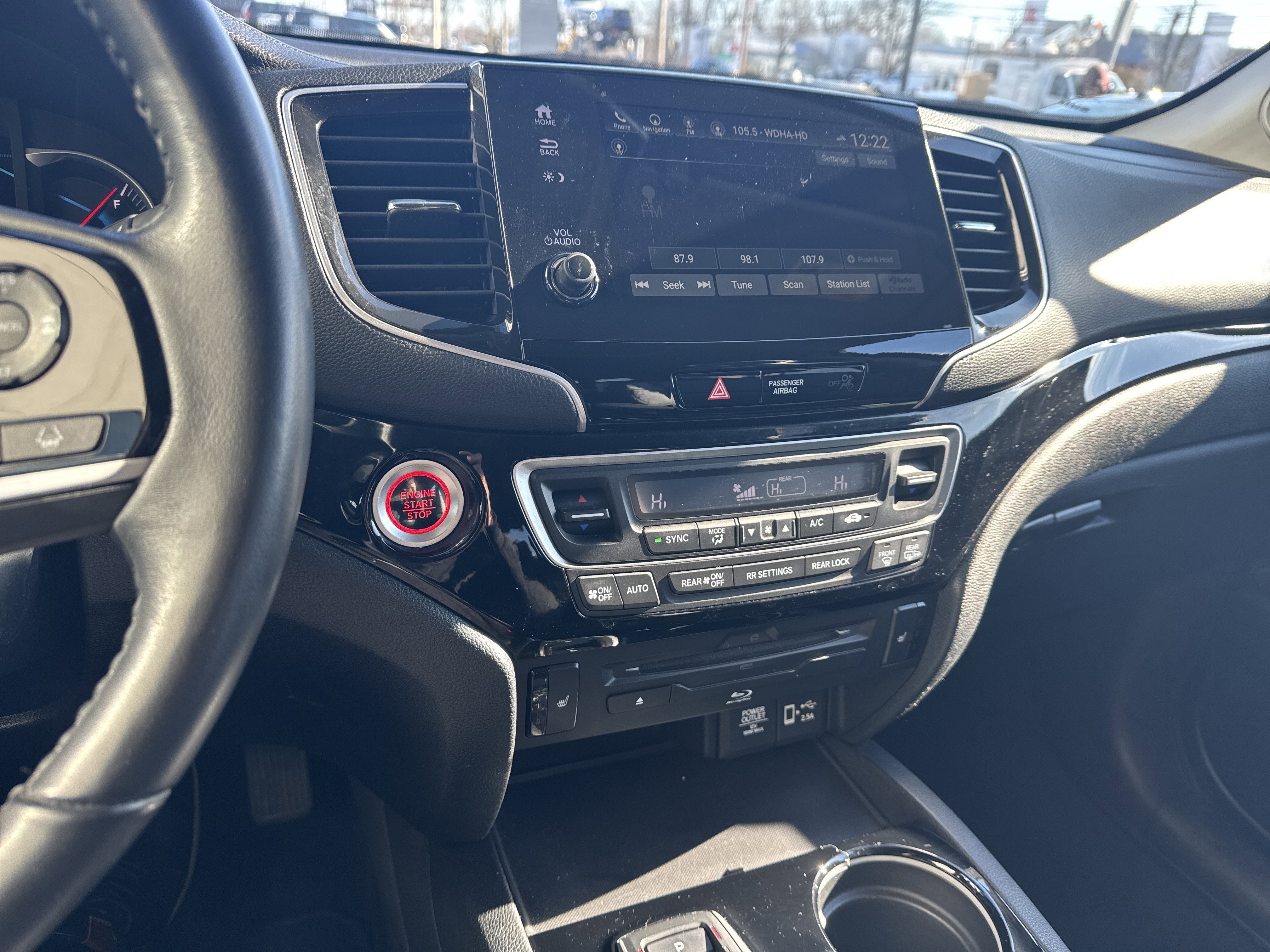 Used 2021 Honda Pilot Touring image 23