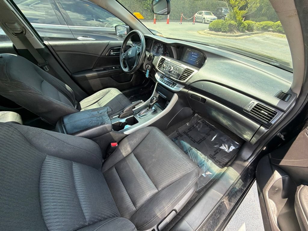 Used 2015 Honda Accord Sport image 6