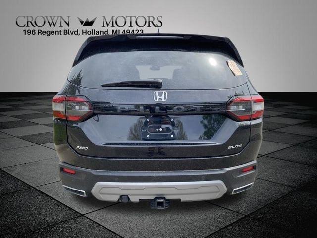 Used 2024 Honda Pilot Elite image 12