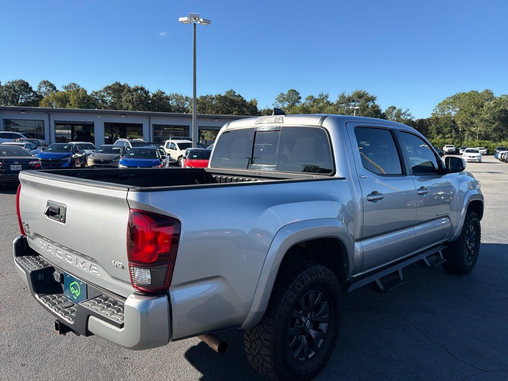 Used 2023 Toyota Tacoma SR5 w/ Technology Package AWD/4WD image 4
