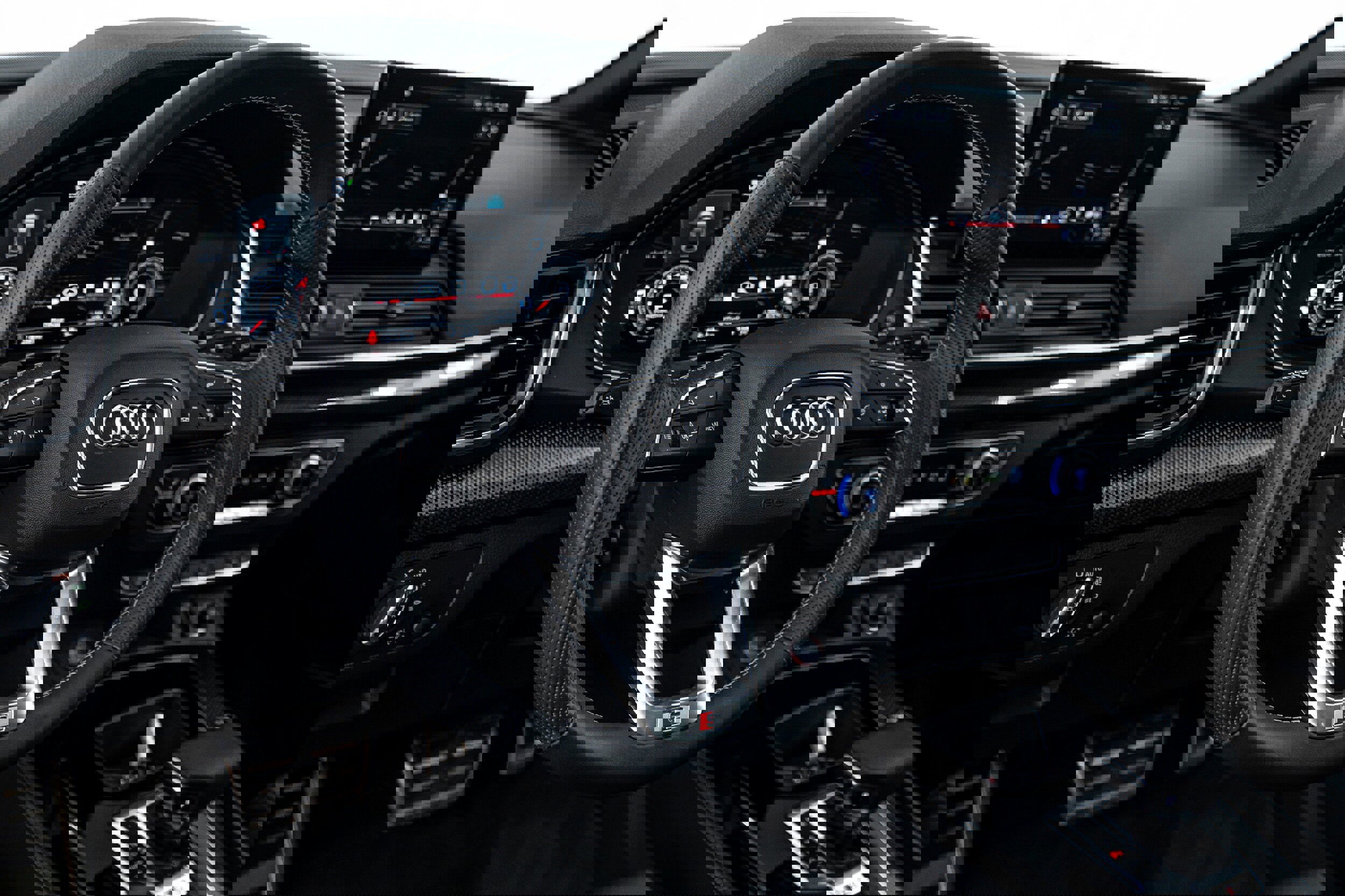 Certified 2025 Audi SQ5 Premium Plus w/ Premium Plus Package image 9