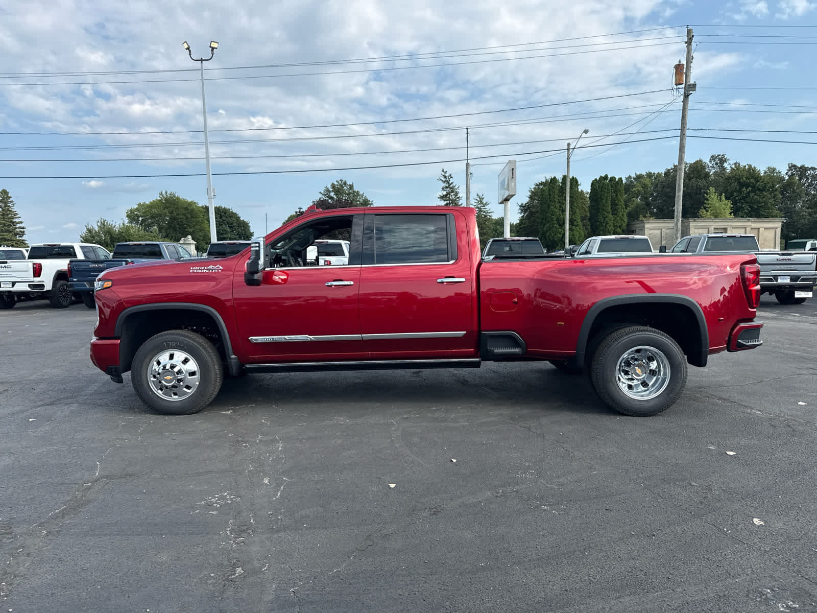 New 2026 Chevrolet Silverado 3500 High Country w/ High Country Premium Package AWD/4WD image 2