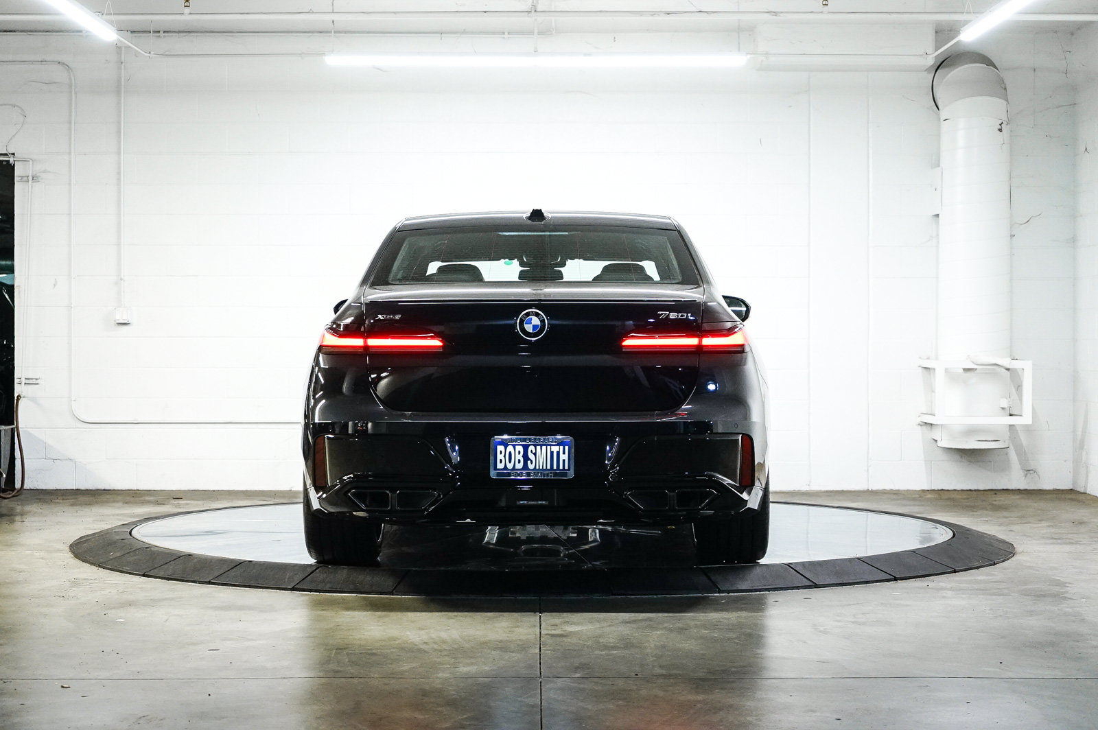 New 2026 BMW 760i xDrive w/ Executive Package AWD/4WD image 5
