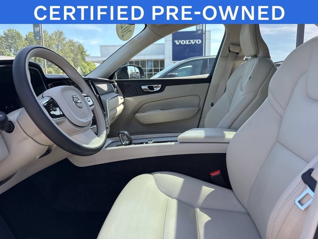 Used 2023 Volvo XC60 B5 Plus w/ Protection Package Premier AWD/4WD image 4