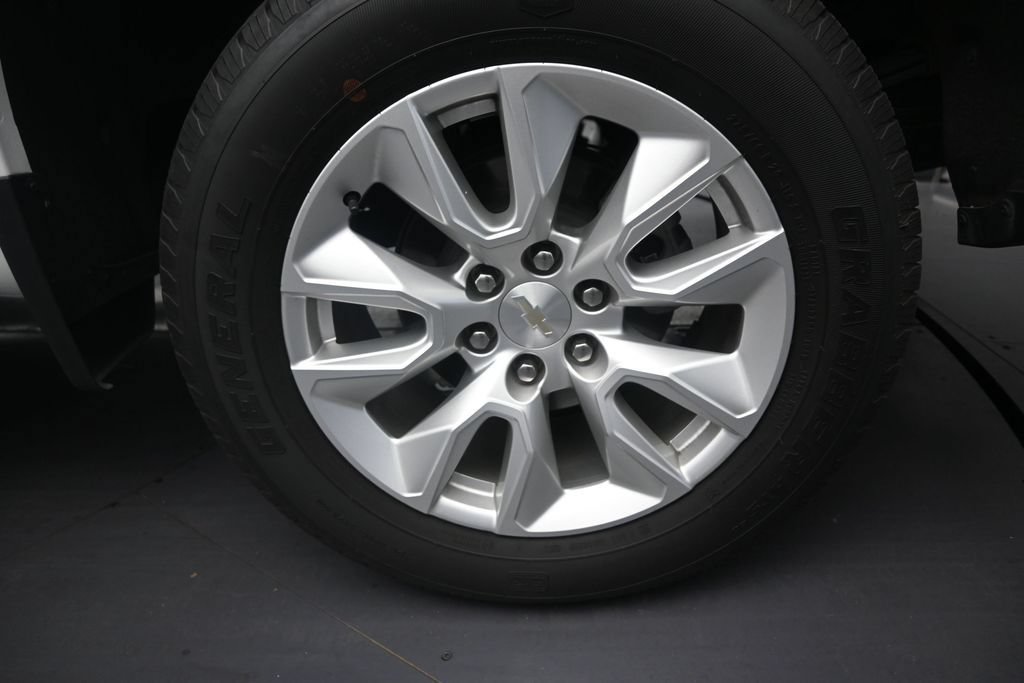Used 2023 Chevrolet Silverado 1500 Custom RWD image 10