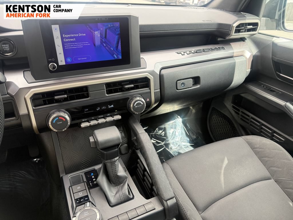 Used 2025 Toyota Tacoma SR5 AWD/4WD image 20