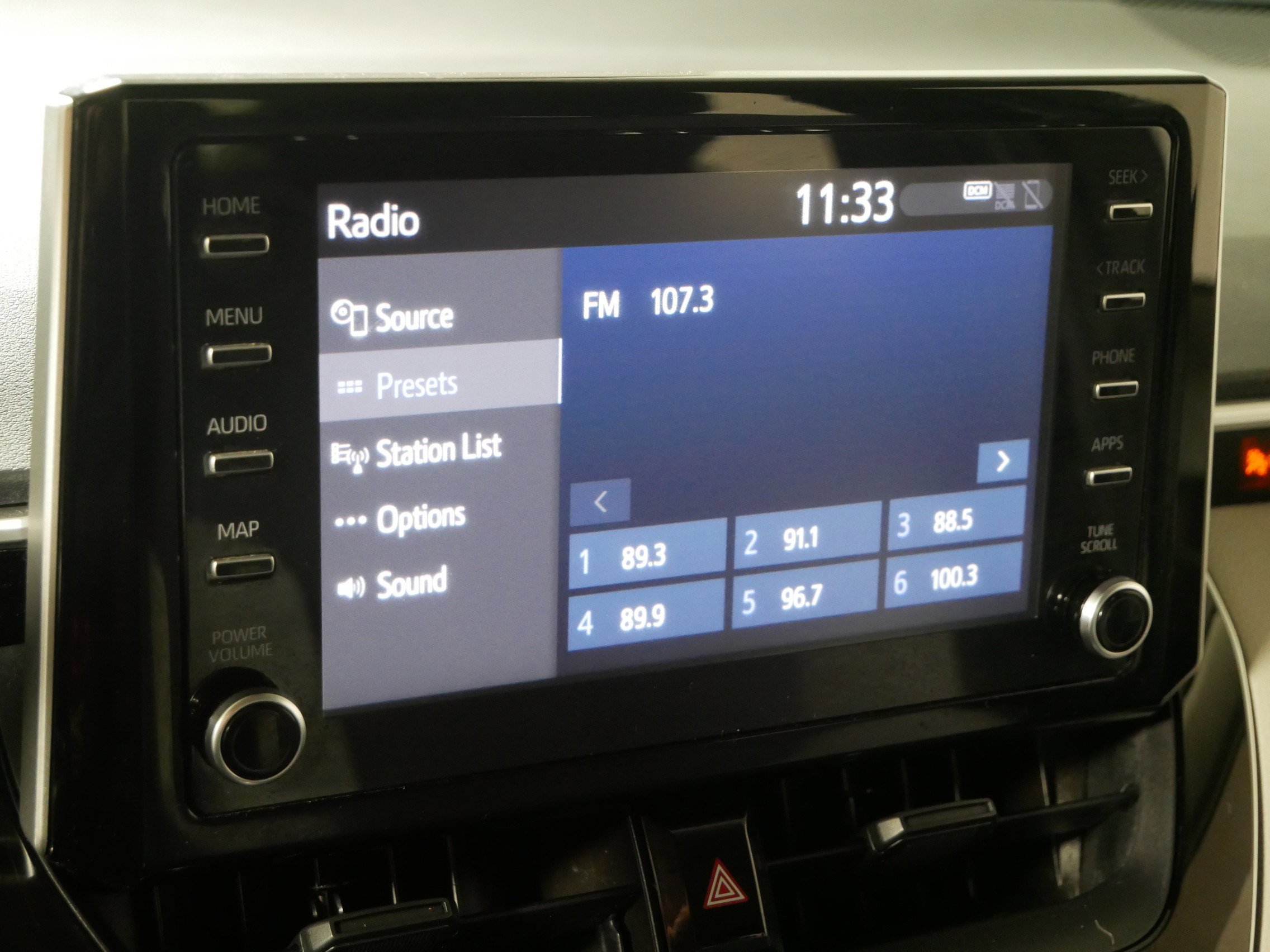 Used 2020 Toyota Corolla LE image 22